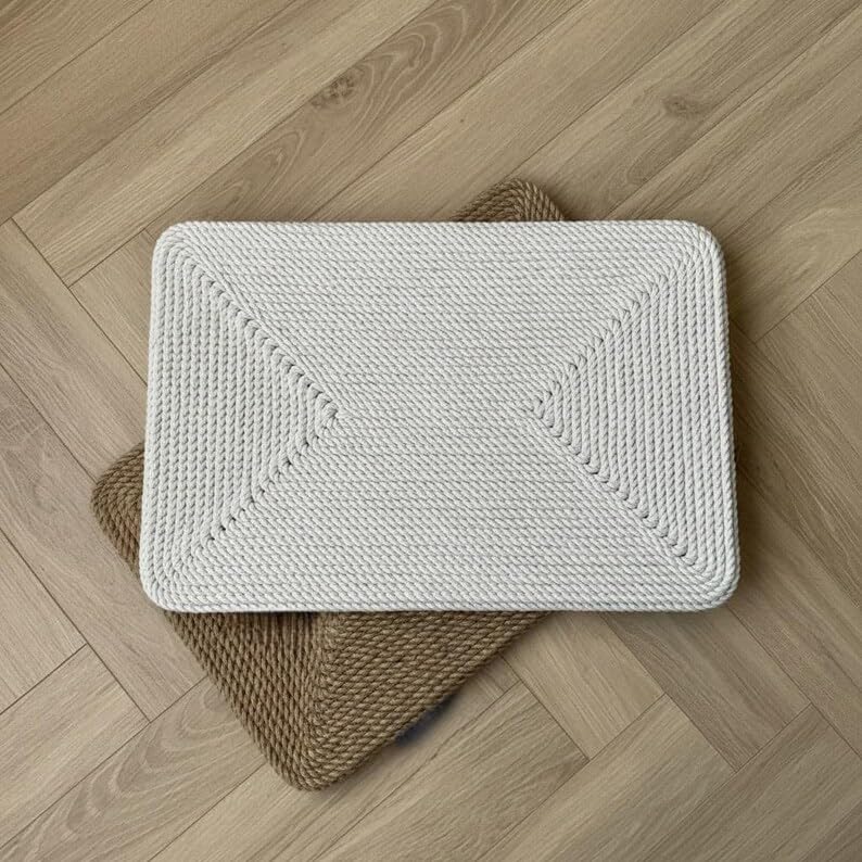 Natural Sisal Cat Scratching Pad, Wall-Mounted Cat Scratcher Mat, Durable Scratching Surface for Kittens and Cats, Protects Furniture, Beige Color