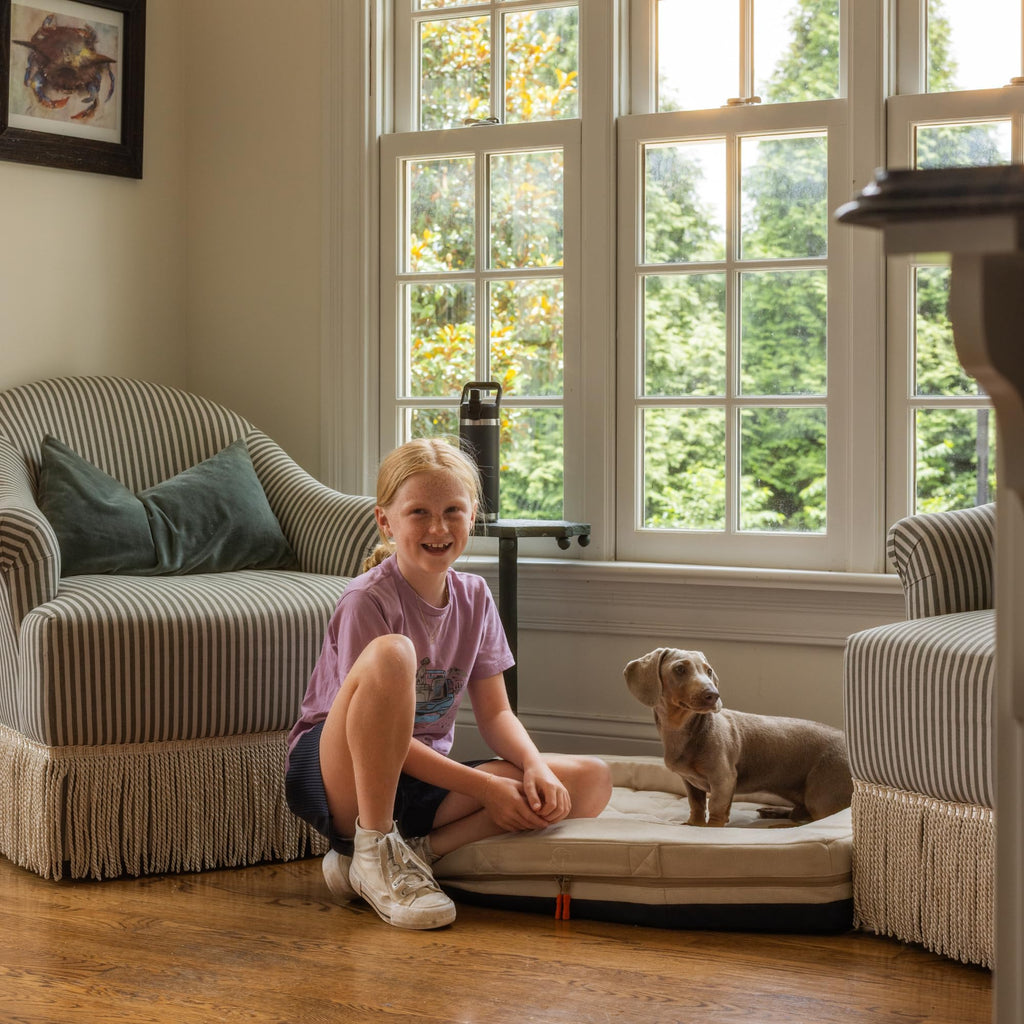 GUNNER Homestead Dog Bed – Orthopedic Memory Foam Pet Bed with Washable Cover, Durable Non-Slip Base, Bolstered Sides for Dogs, Comfortable Indoor Lounger